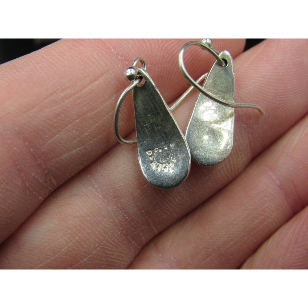 Sterling Silver Solid Small Swirl Pattern Earring… - image 3